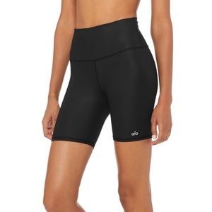 High-Waist Biker Short Black Glossy